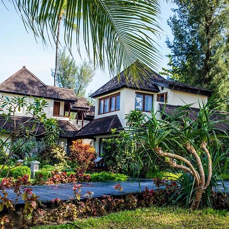 Jade Marina Resort And Spa งาปาลิ ภายนอก รูปภาพ