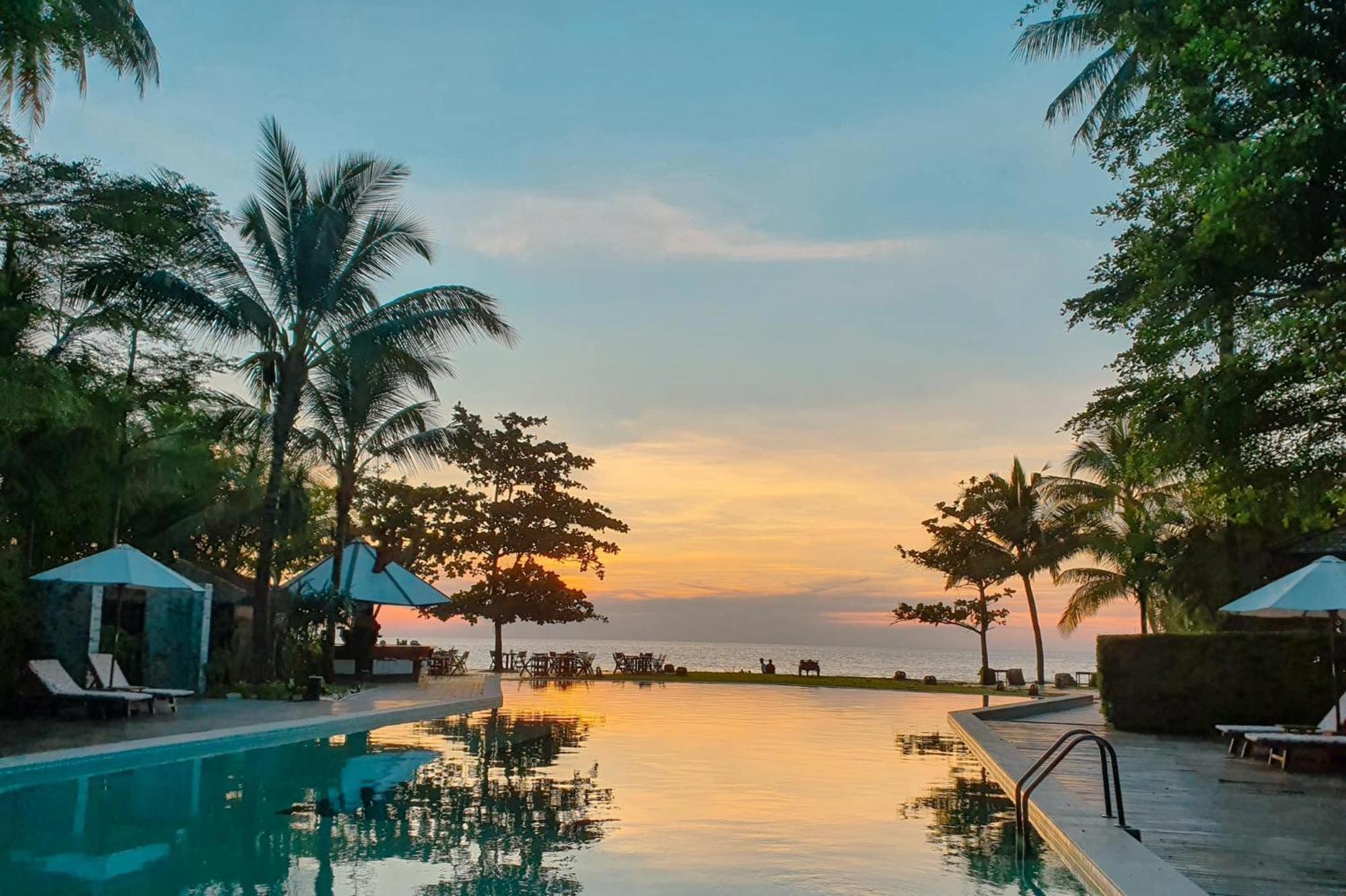 Jade Marina Resort And Spa งาปาลิ ภายนอก รูปภาพ