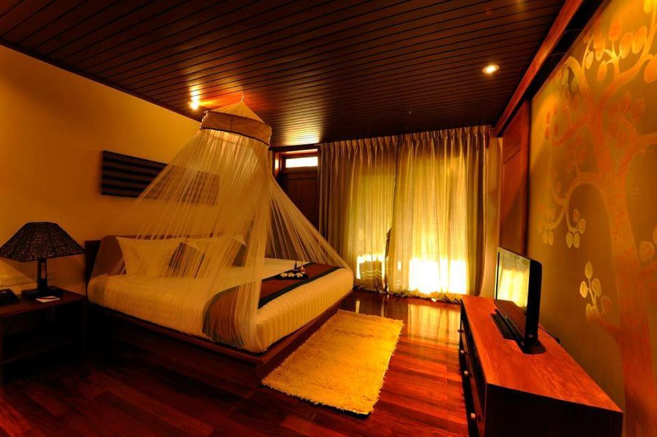 Jade Marina Resort And Spa งาปาลิ ภายนอก รูปภาพ