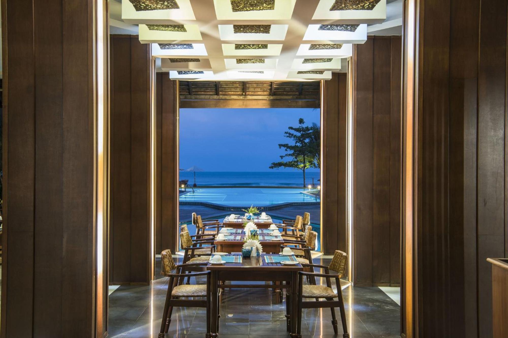 Jade Marina Resort And Spa งาปาลิ ภายนอก รูปภาพ