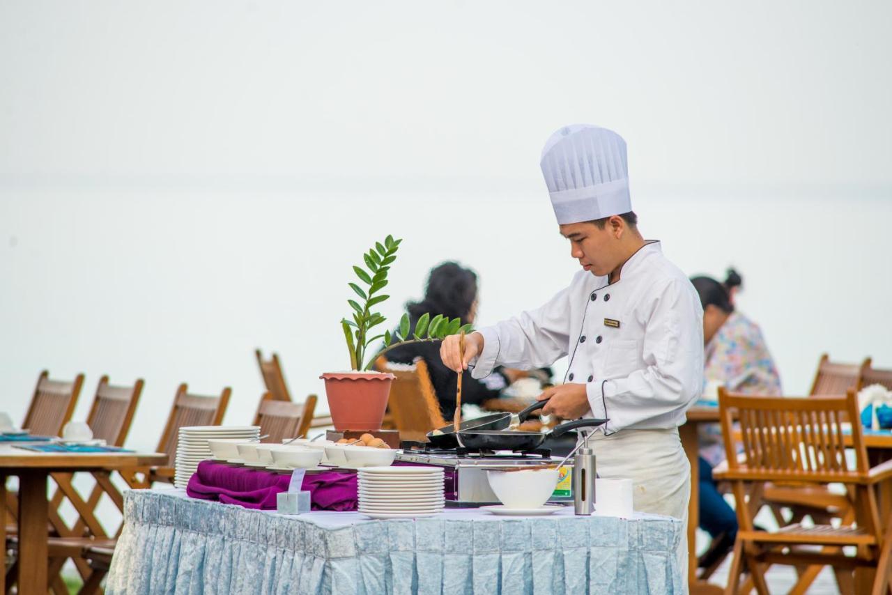 Jade Marina Resort And Spa งาปาลิ ภายนอก รูปภาพ